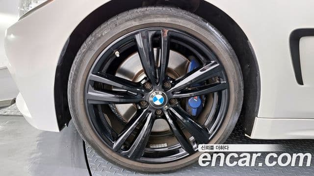 BMW 4시리즈 (F32) 428i кабриолет Vision 100 Edition, 2016 все фото