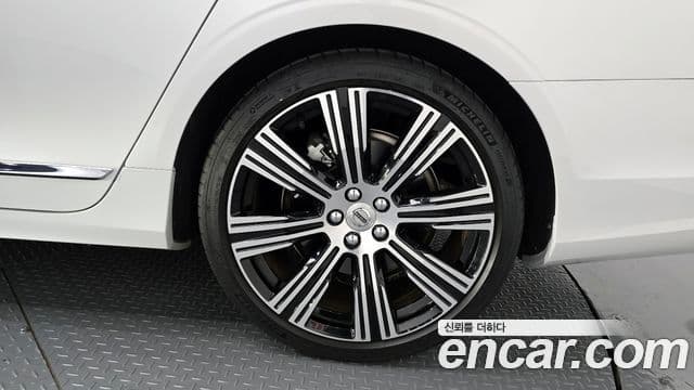 Volvo S90 B6 AWD Ultimate Bright, 2023 4