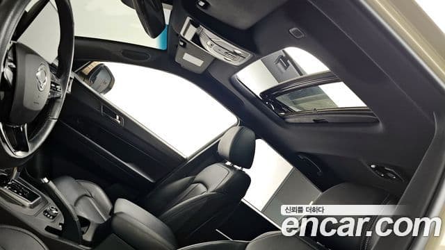 KG모빌리티(SsangYong) The / новый New Rexton Sport Cool Men Prestige, 2024 19