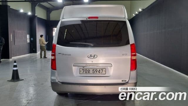 Hyundai Grand Starex лимузин, 2009 3