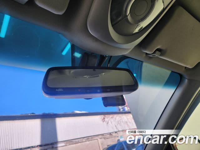 KG모빌리티(SsangYong) Korando Sport Club, 2015 8