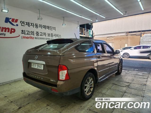 KG모빌리티(SsangYong) Korando Sport Club, 2015 11