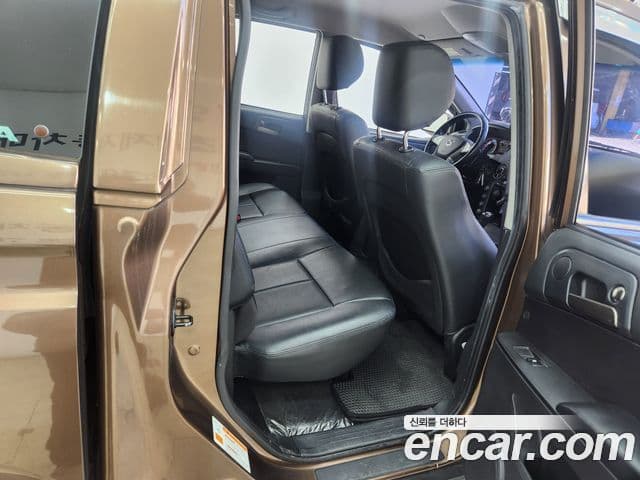 KG모빌리티(SsangYong) Korando Sport Club, 2015 13