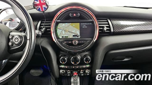 Mini Cooper S 3세대, 2017 14