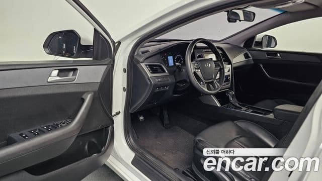 Hyundai LF Sonata LPI Smart, 2017 10