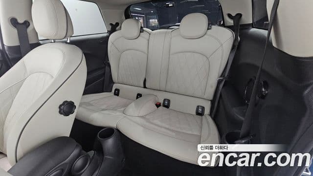 Mini Cooper S 3세대, 2023 11