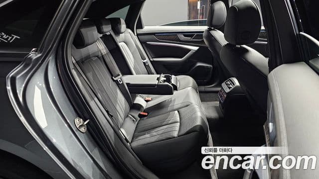 Audi A6 (C8) Premium, 2023 12