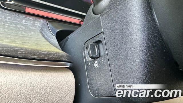 Mercedes-Benz V-класс W447, 2025 14