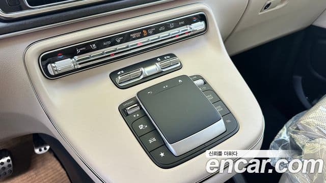 Mercedes-Benz V-класс W447, 2025 15