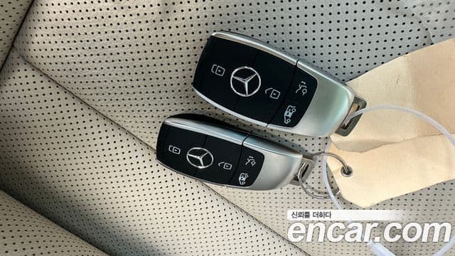 Mercedes-Benz V-класс W447, 2025 20