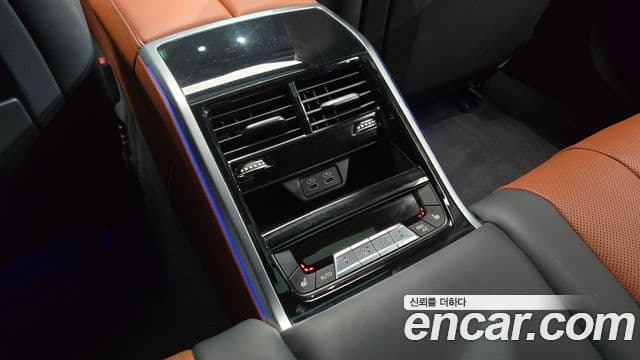 BMW 8시리즈 (G15) M850i xDrive Gran Coupe, 2024 16