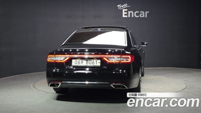 Lincoln Continental 10세대, 2017 4