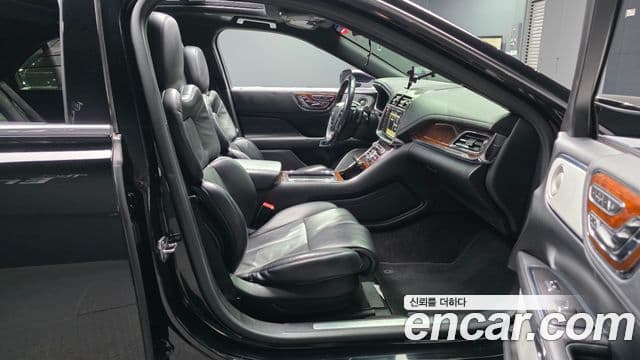 Lincoln Continental 10세대, 2017 11