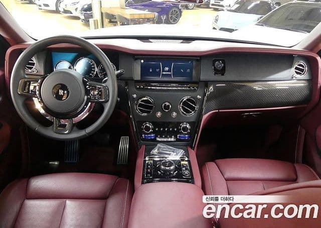 Rolls-Royce Cullinan 6.7 V12 чёрный эмблема, badge, 2023 4