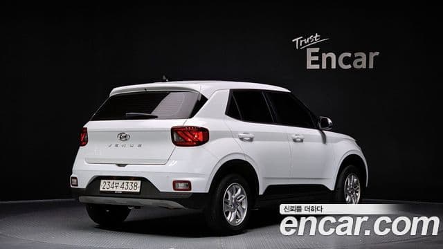 Hyundai Venue Premium, 2023 2