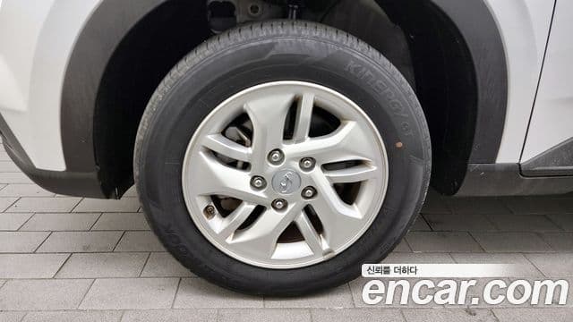 Hyundai Venue Premium, 2023 все фото