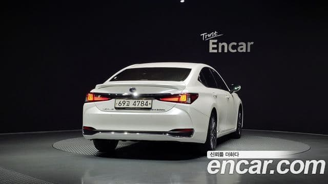 Lexus ES300h 7세대 Luxury, 2019 4
