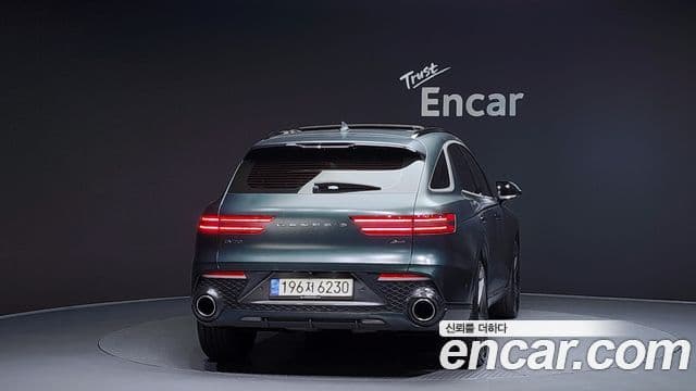 Genesis GV70, 2021 4