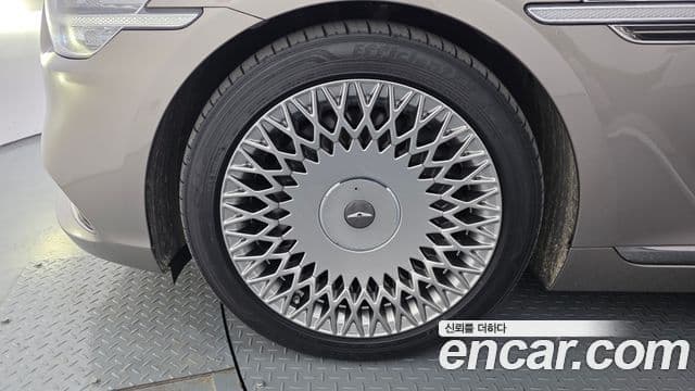 Genesis G90 Prestige, 2019 8