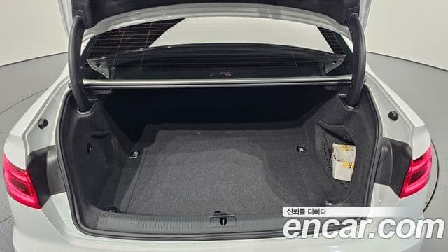 Audi A4 (B9) Premium, 2019 20