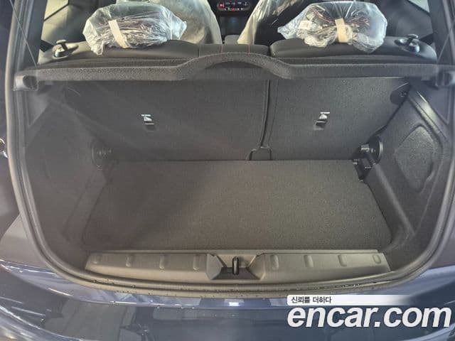 Mini Cooper S 4세대 JCW, 2025 18