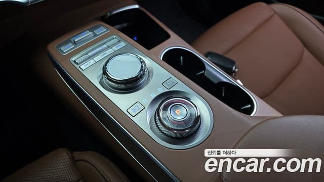 Genesis GV70, 2023 9