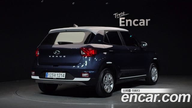 Hyundai Venue Premium, 2023 2