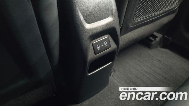 Hyundai Venue Premium, 2023 18