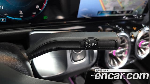 Mercedes-Benz GLB-класс X247 GLB220, 2021 9