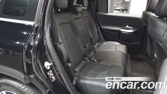 Mercedes-Benz GLB-класс X247 GLB220, 2021 11