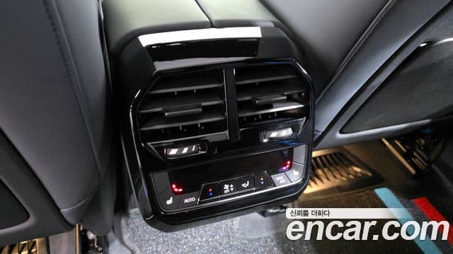 BMW iX xDrive50 Sport Plus, 2022 18