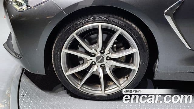 Genesis G70 Elite, 2019 все фото