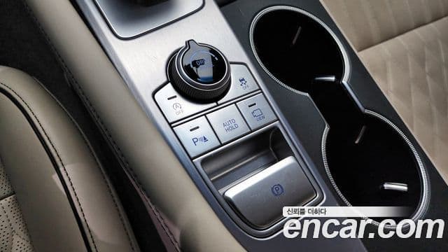 Genesis G70 Elite, 2019 18