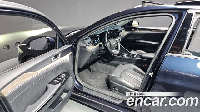 Kia K5 гибрид 3세대 Noblesse, 2023 10