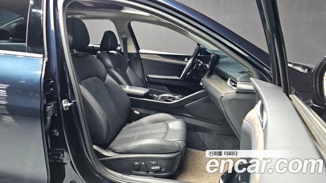 Kia K5 гибрид 3세대 Noblesse, 2023 11