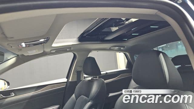 Kia K5 гибрид 3세대 Noblesse, 2023 18