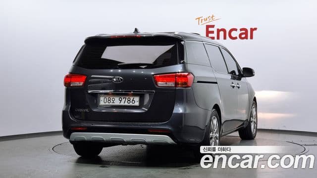 Kia All New Carnival Noblesse, 2016 4