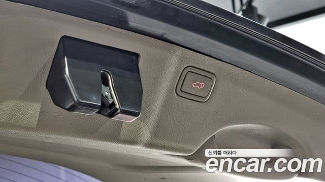 Kia All New Carnival Noblesse, 2016 18