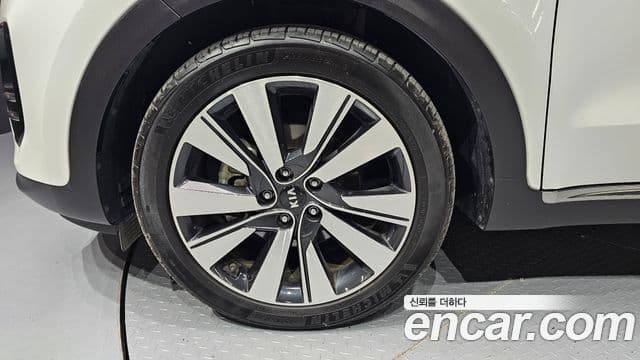 Kia Sportage 4세대 дизель 2.0 2WD Style Edition, 2018 все фото