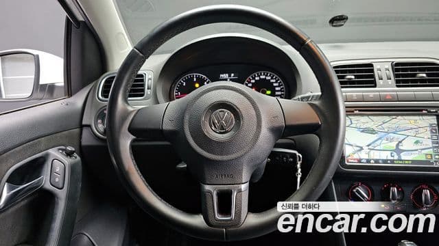 Volkswagen 폴로 5세대, 2013 13