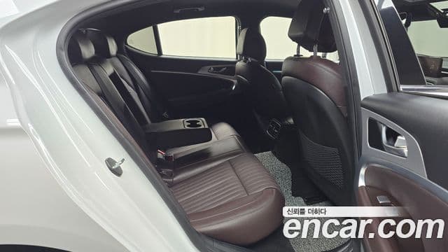 Genesis The / новый New G70, 2022 12