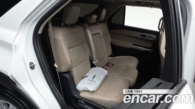 Ford Explorer 6세대 2.3 Limited 4WD, 2023 12
