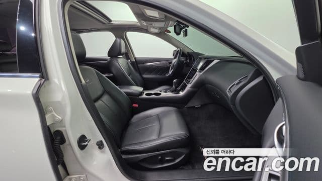 Infiniti Q50 Premium, 2015 10