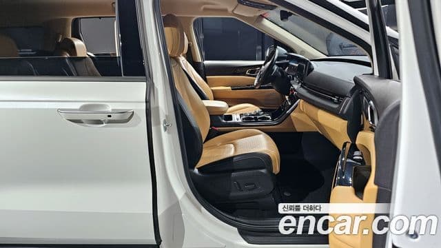 Kia Carnival 4세대 Signature, 2021 11
