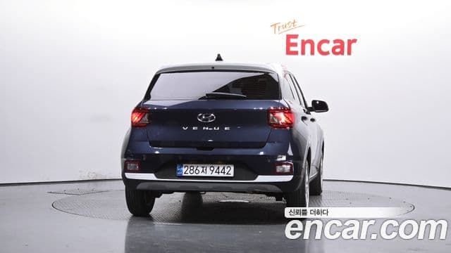 Hyundai Venue Modern, 2021 4