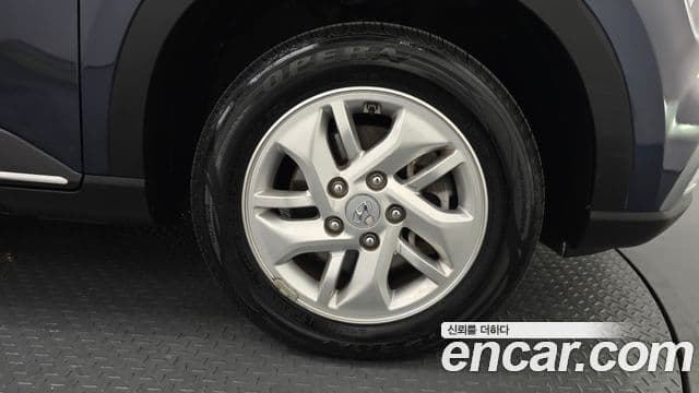 Hyundai Venue Modern, 2021 все фото