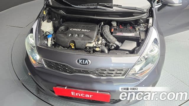 Kia All New Pride Luxury, 2014 6