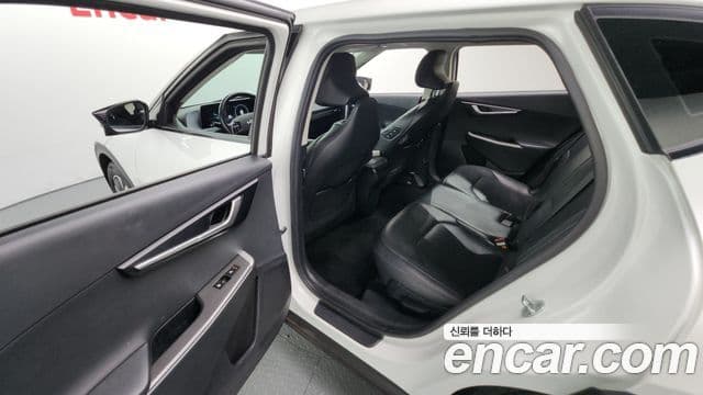 Kia EV6 Air, 2022 12