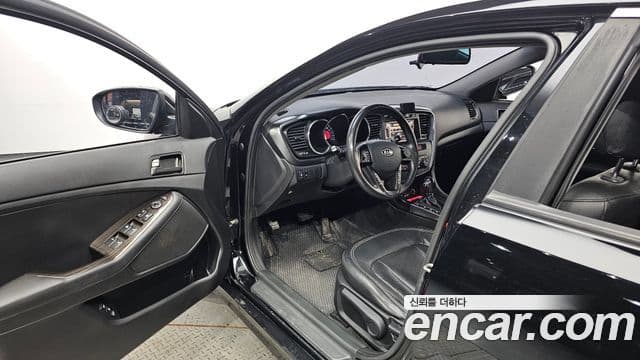 Kia K5 LPI Deluxe, 2011 10