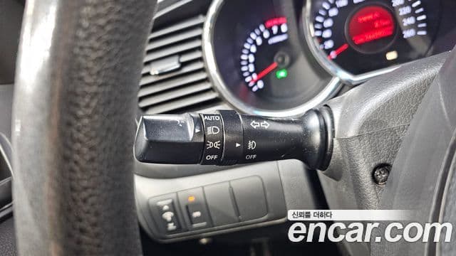 Kia K5 LPI Deluxe, 2011 17